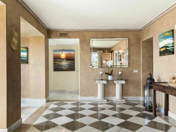 Benahavis – Luxury 5B Penthouse – Panoramic Views