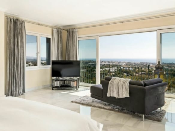 Benahavis – Luxury 5B Penthouse – Panoramic Views