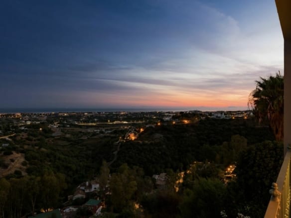 Benahavis – Luxury 5B Penthouse – Panoramic Views
