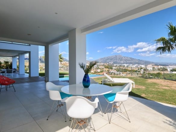 Benahavis – Contemporary Modern quality Villa for sale