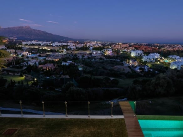 Benahavis – Contemporary Modern quality Villa for sale