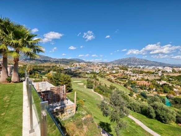 Benahavis – Contemporary Modern quality Villa for sale