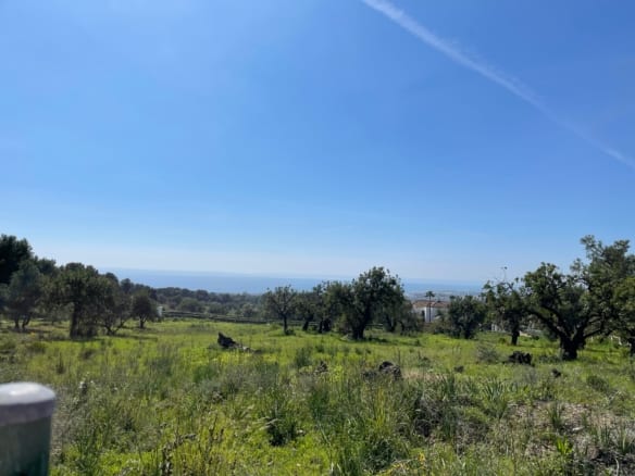 Golden Mile – Large plot for sale