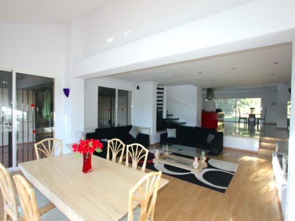 Nueva Andalucia – 6 bed  Luxury Villa for Rent