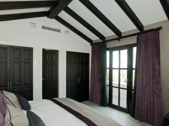 Nueva Andalucia – 6 bed  Luxury Villa for Rent
