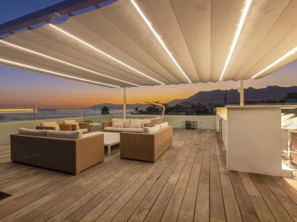 Marbella East – Modern 6bed Beach front villa