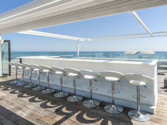 Marbella East – Modern 6bed Beach front villa