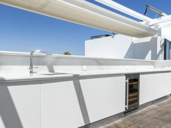 Marbella East – Modern 6bed Beach front villa