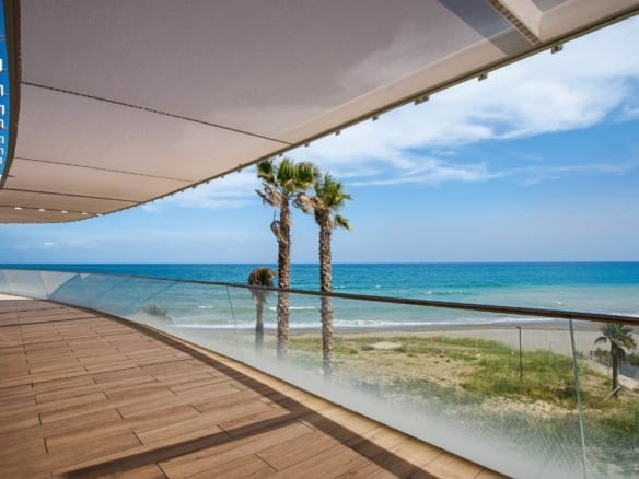 Estepona – Award winning Beachfront Development