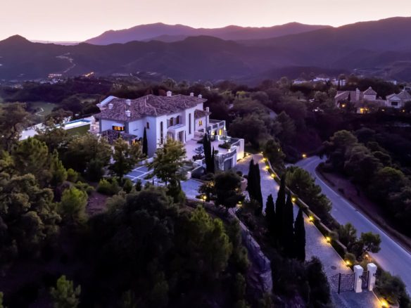 🏡 For Sale – La Zagaleta 🌟 Hilltop Mansion with Stunning Sea Views 🌊⛳🏔️