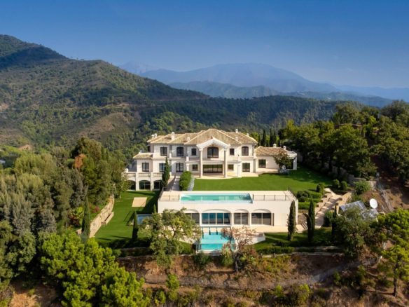 🏡 For Sale – La Zagaleta 🌟 Hilltop Mansion with Stunning Sea Views 🌊⛳🏔️