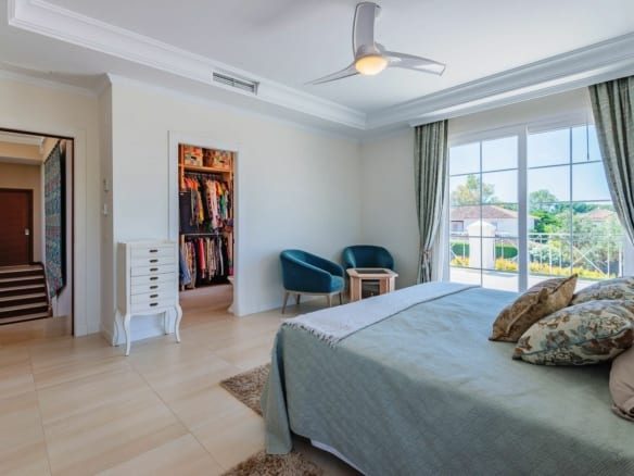 Golden Mile – 7bed Villa near the Beach