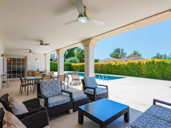 Golden Mile – 7bed Villa near the Beach