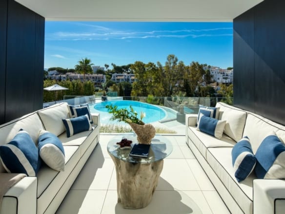 Benahavis – Luxury 5B  villa for  Rent & Sale