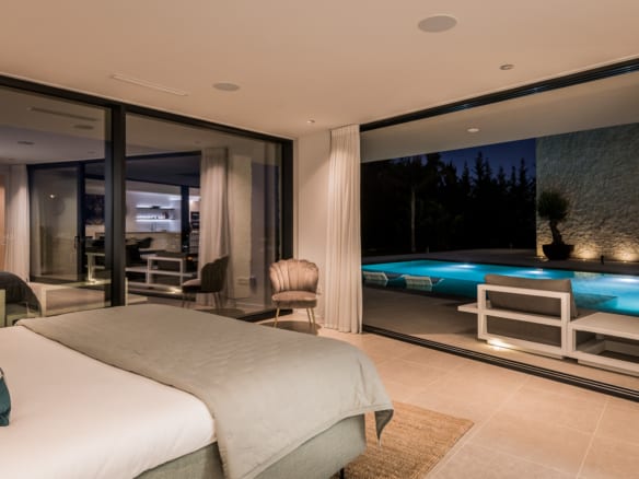 Reserved – Benahavis – 5bed Modern designer Villa