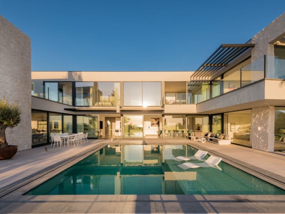Reserved – Benahavis – 5bed Modern designer Villa