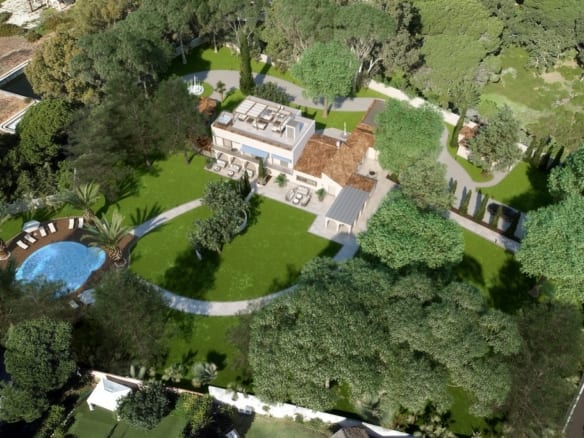 Marbella East – 6 bed villa 150m from Beach