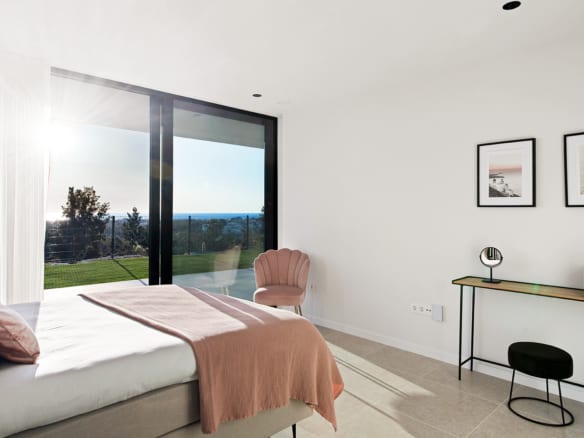 Reserved – Benahavis – 5bed Modern designer Villa
