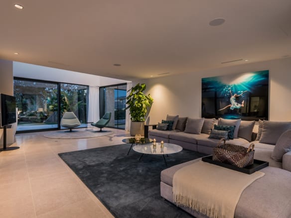 Reserved – Benahavis – 5bed Modern designer Villa