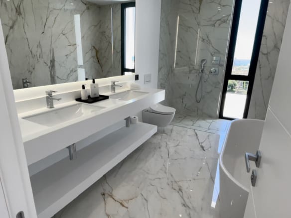 SOLD – Benahavis – New Modern villa  -Gated Community
