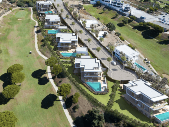 Marbella East – Modern villa with Golf & Sea views