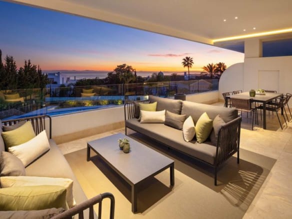RESERVA DE SIERRA BLANCA – Penthouse 3bed with sea views – Golden Mile  – Marbella