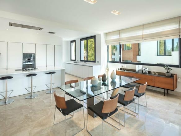 RESERVA DE SIERRA BLANCA – Penthouse 3bed with sea views – Golden Mile  – Marbella