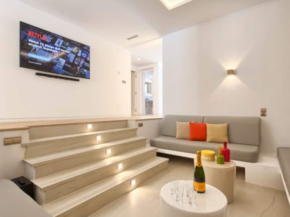 Puerto Banus – 4bed Villa for rent near Beach