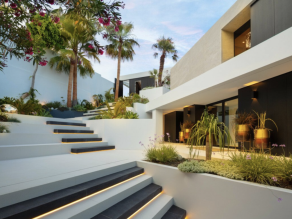 Benahavis – Luxury 5B  villa for  Rent & Sale