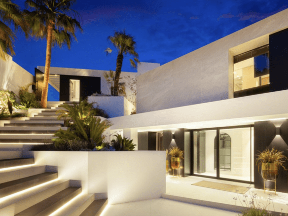 Benahavis – Luxury 5B  villa for  Rent & Sale