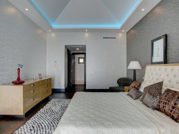 Sierra Blanca – Modern 5B Villa
