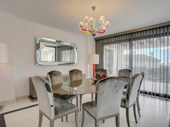 Sierra Blanca – Modern 5B Villa