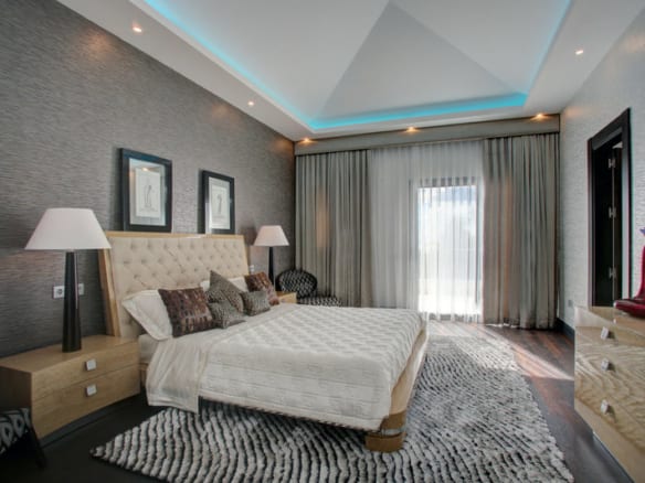 Sierra Blanca – Modern 5B Villa