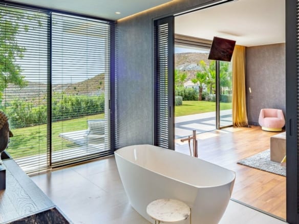 SOLD- Modern 6B Villa – Sea Views – Modern Luxury at Marbella Club Golf Resort 🌟🏡