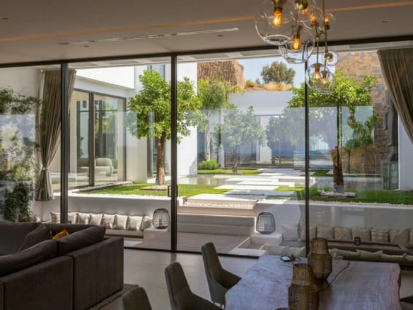 SOLD- Modern 6B Villa – Sea Views – Modern Luxury at Marbella Club Golf Resort 🌟🏡