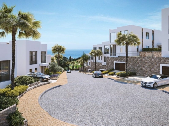 Green Hills – Marbella East – Semidetached villas with Sea views