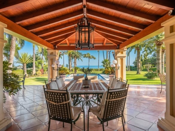 Estepona-Sea view Mansion-19246m2-Tennis