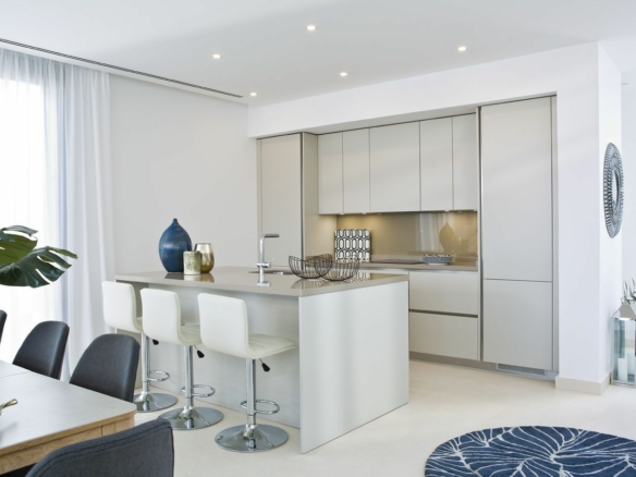 Green Hills – Marbella East – Semidetached villas with Sea views