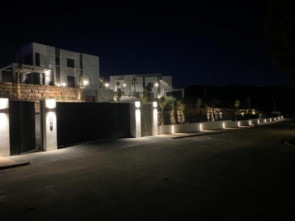 Green Hills – Marbella East – Semidetached villas with Sea views