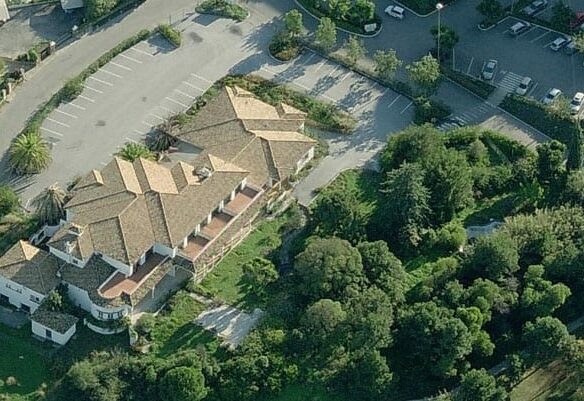 Benahavis.Plot to build +5000m2 Hotel, Clinic or Hospital