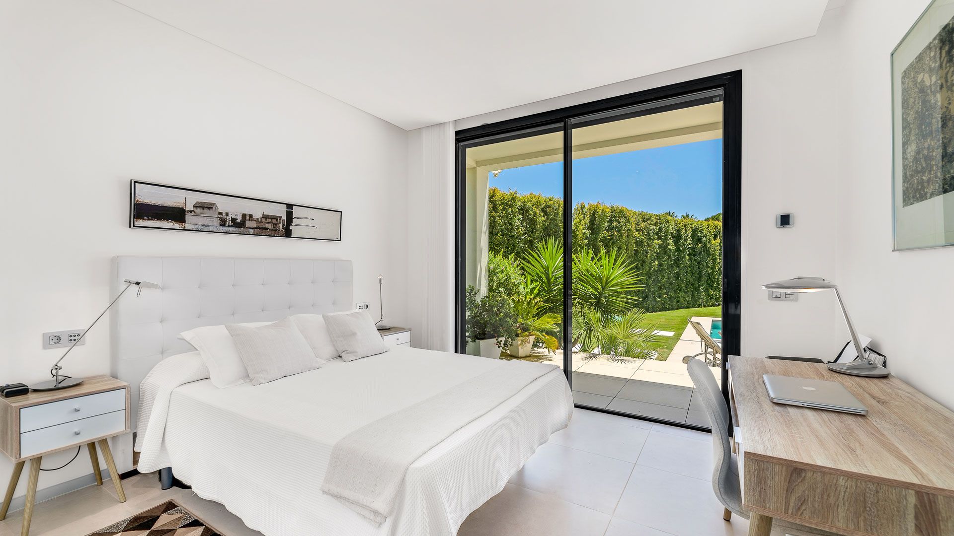 Golden Mile – 6 bed villa – Sea Views