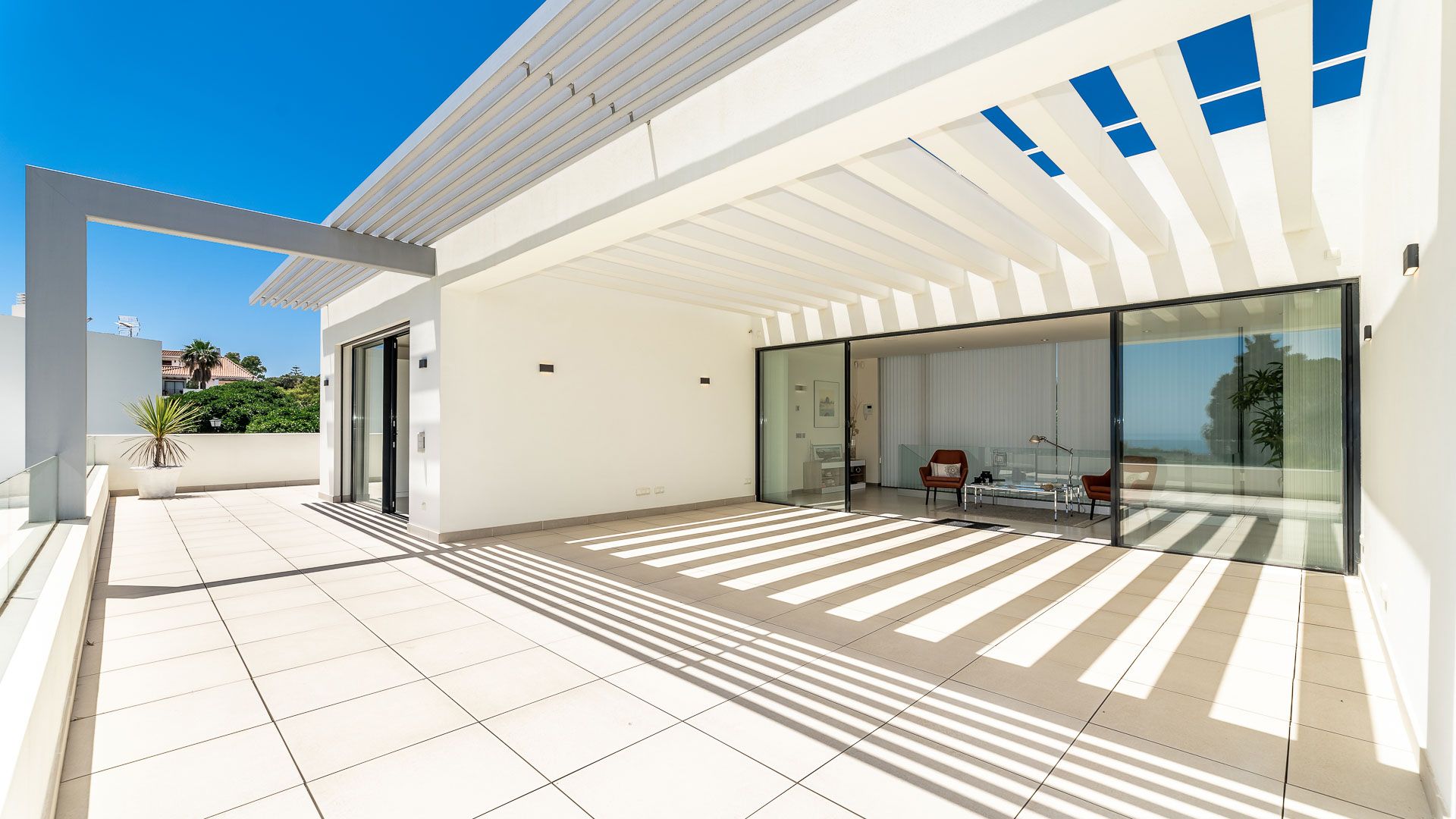 Golden Mile – 6 bed villa – Sea Views