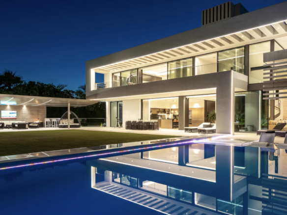 SOLD – Golden Mile – Modern villa  – Sea views
