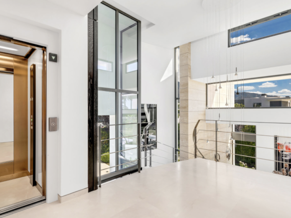 SOLD – Golden Mile – Modern villa  – Sea views