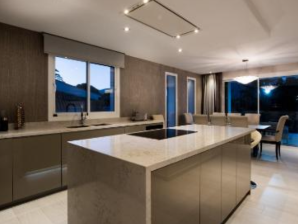 Nueva Andalucia – 7 bed refurbished villa for sale