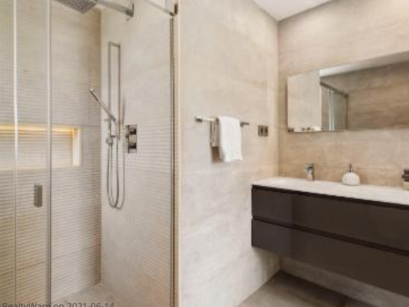 Nueva Andalucia – 7 bed refurbished villa for sale