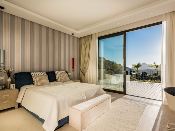 SOLD – La Zagaleta – 7 bed Mansion near North Gate