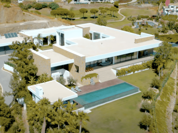 SOLD- Modern 6B Villa – Sea Views – Modern Luxury at Marbella Club Golf Resort 🌟🏡