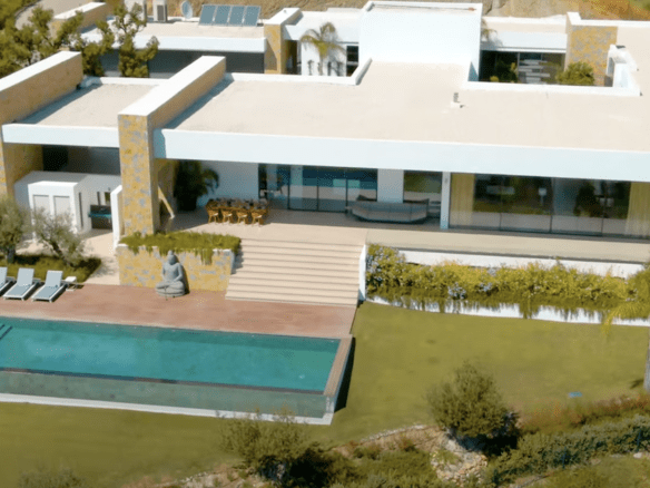 SOLD- Modern 6B Villa – Sea Views – Modern Luxury at Marbella Club Golf Resort 🌟🏡