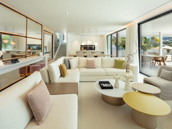 Nueva Andalucia – Modern villa – Mountain & Golf Views